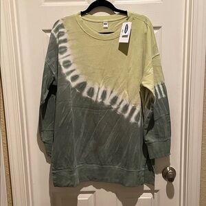 Old Navy Olive and Cream Tie-Dye Sweatshirt - NWT; sz L